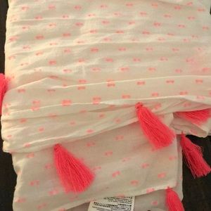 Hot pink & white Infinity scarf - never worn